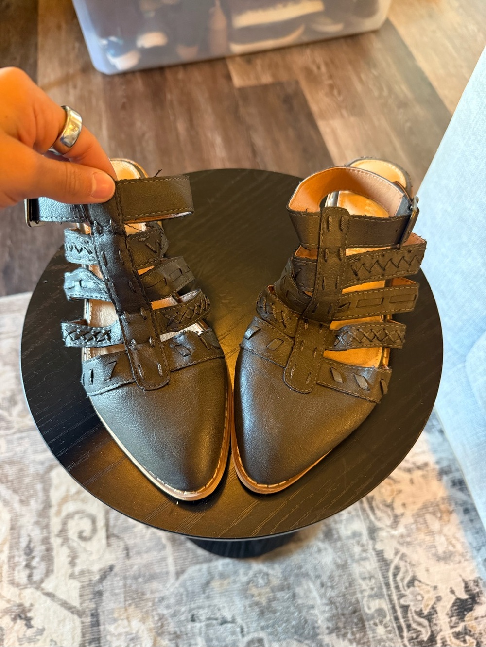 Mi.iM Womens Eleanor Black Genuine Leather Ankle Strap Fisherman Sandal Size 8.5
